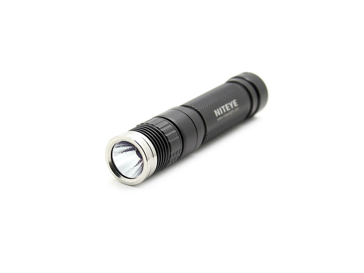 Niteye EYE15 Flashlight CREE XML U2 LED 500 Lumens Uses 2 x